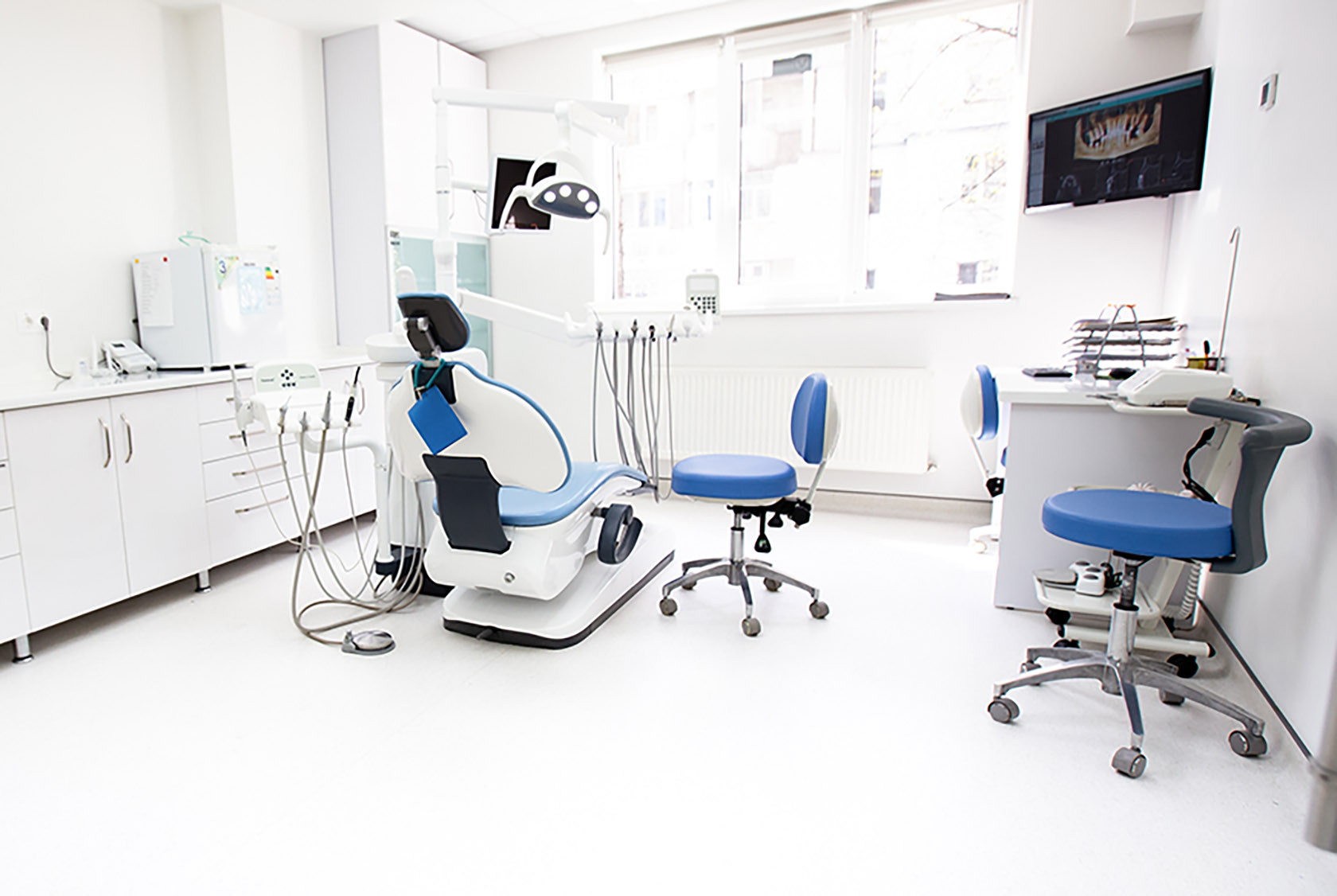 Cabinet cu unituri dentare